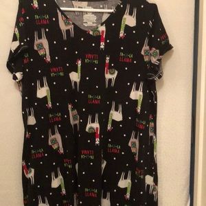 Fa-la-la llama night shirt l/xl